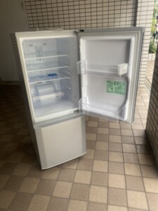 MITSUBISHI(三菱)146L 2ドア冷蔵庫 MR-P15E-S1 2019年製