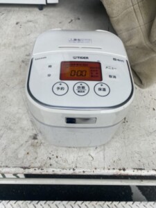 TIGER(タイガー)IHジャー炊飯器 JKU-A551 2018年製