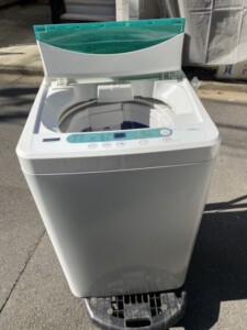 YAMADA(ヤマダ) 4.5㎏ 全自動電気洗濯機 YWM-T45G1 2020年製