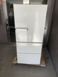 AQUA(アクア)272L 3ドア冷蔵庫 AQR-27H(W) 2019年製