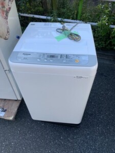 Panasonic(パナソニック)5.0㎏ 全自動電気洗濯機 NA-F50B11 2018年製