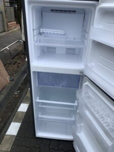 SHARP(シャープ)225L 2ドア冷蔵庫 SJ-D23F-S 2020年製