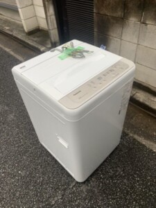 Panasonic(パナソニック)5.0㎏ 全自動電気洗濯機 NA-F50B13 2020年製