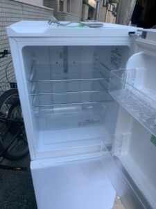 Hisense(ハイセンス)134L 2ドア冷蔵庫 HR-G13B-W 2021年製