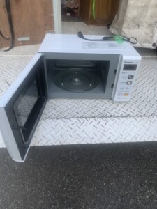 Panasonic(パナソニック)電子レンジ NE-EH229-W 2017年製