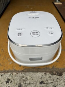 SHARP(シャープ)ジャー炊飯器 KS-CF05B-W 2019年製