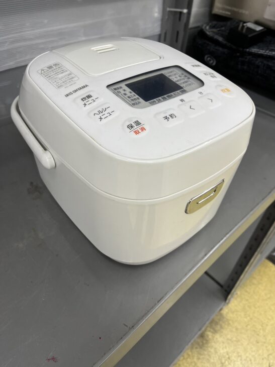 IRIS OHYAMA（アイリスオーヤマ）炊飯器 RC-ME30-W 2020年製