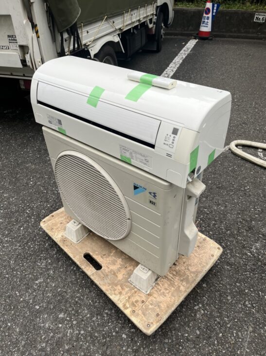 幸運のチャック 引き取り限定窓用エアコン CW-A1617 2017年製