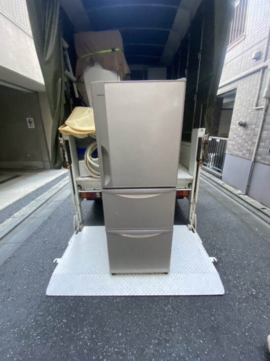 HITACHI（日立）3ドア冷蔵庫 R-27FV（T) 2015年製