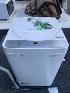 SHARP(シャープ)5.0㎏ 全自動電気洗濯機 ES-GE5C-W 2019年製
