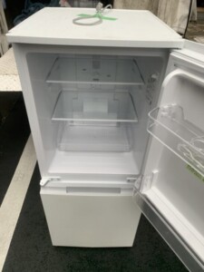 SHARP(シャープ)152L 2ドア冷蔵庫 SJ-15E8-KW 2020年製