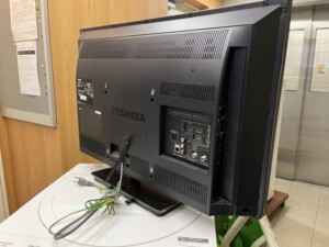 TOSHIBA(東芝)32型液晶テレビ 32S10 2015年製