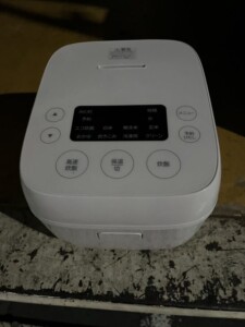 amadana(アマダナ)マイコンジャー炊飯器 AT-RM32B 2022年製