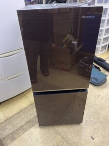Hisense(ハイセンス)135L 2ドア冷蔵庫 HR-G13C-BR 2022年製