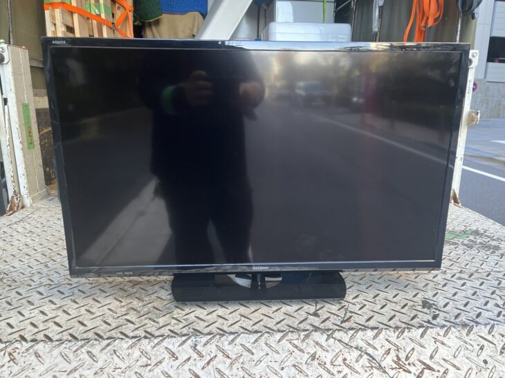 SHARP（シャープ）32型液晶テレビ 2T-C32AE1 2019年製