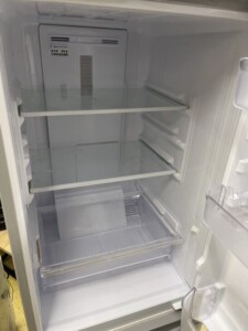 SHARP(シャープ)167L 2ドア冷蔵庫 SJ-D17F-S 2020年製