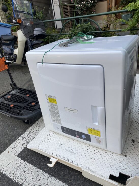 HITACHI（日立）4.0㎏ 除湿形電気衣類乾燥機 DE-N40WX 2020年製