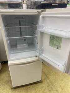 Panasonic(パナソニック)138L 2ドア冷蔵庫 NR-B14CW-W 2020年製