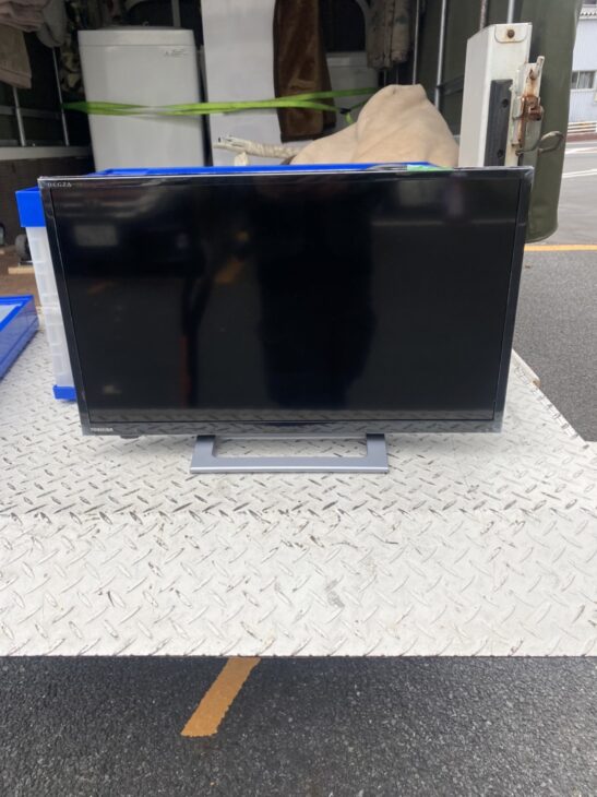 TOSHIBA（東芝）24型液晶テレビ 24V34 2022年製