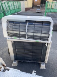 TOSHIBA(東芝)2.8kW ルームエアコン RAS-B285ADR 2016年製