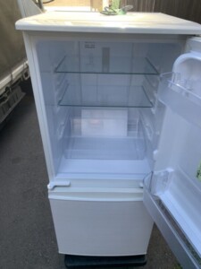 SHARP(シャープ)137L 2ドア冷蔵庫 SJ-D14F-W 2020年製