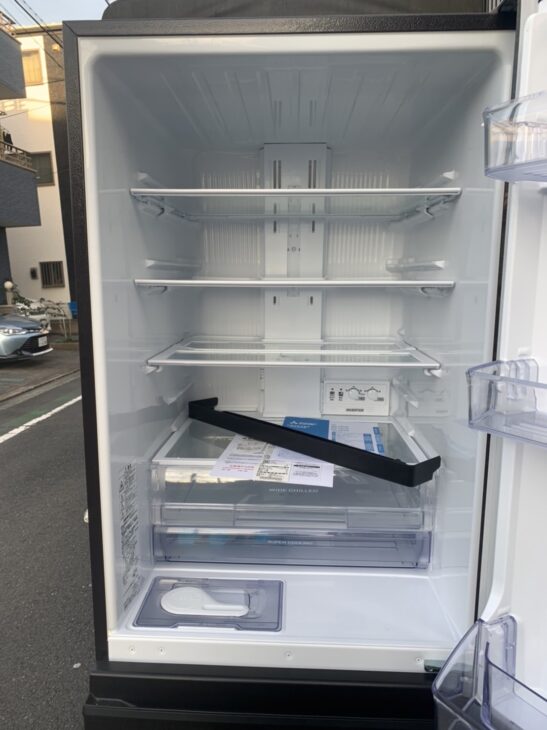 さいたま市南区】三菱3ドア冷蔵庫 MR-CD40E-BRと香水数点 出張買取 