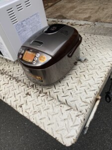 ZOJIRUSHI(象印)IH 炊飯ジャー NP-GG05 2016年製