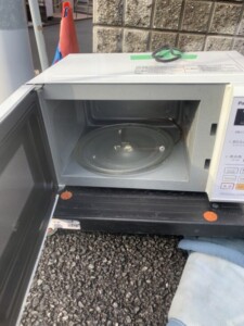 Panasonic(パナソニック)電子レンジ NE-TH228-HG 2015年製