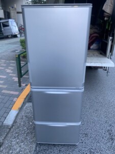 SHARP(シャープ)350L 3ドア冷蔵庫 SJ-W352E-S 2020年製