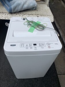 YAMADA(ヤマダ)4.5㎏ 全自動電気洗濯機 YWM-T45H1 2022年製