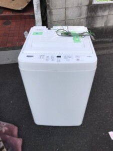 YAMADA(ヤマダ)4.5㎏ 全自動電気洗濯機 YWM-T45H1 2021年製