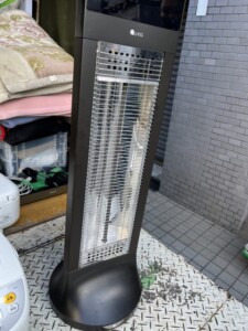 U-ing(ユーイング)ヒーター US-MR900G 2015年製