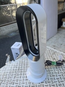 dyson(ダイソン)Hot+Cool ファンヒーター ホワイト AM09 2020年製