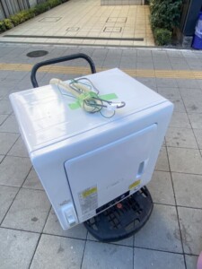 HITACHI(日立)6.0㎏ 電気衣類乾燥機 DE-N60WV 2022年製