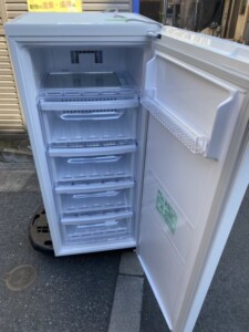 MITSUBISHI(三菱)121L 1ドア冷凍庫 MF-U12G-W 2022年製