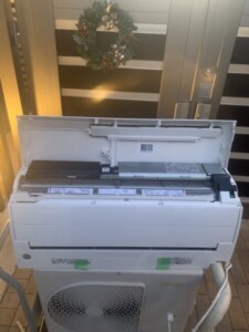 TOSHIBA(東芝)2.2kW ルームエアコン RAS-G221AR 2021年製