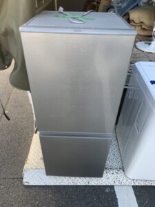 AQUA(アクア)126L 2ドア冷蔵庫 AQR-13H(S) 2019年製