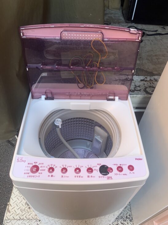 ハイアール　二槽式洗濯機 55+ ピンク 入荷情報] Haier ハイアール全自動洗濯機 5.5㎏ 21年製を格安販売中