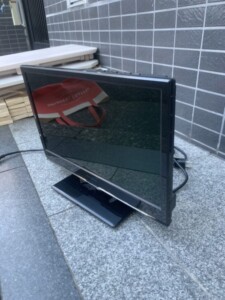 エスキュービズム 16型液晶テレビ SP-16TV02SR 2017年製