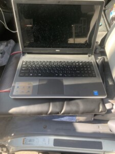 DELL(デル)ノートパソコン TTYFJA00 Win10home 4GB HDD 916GB Core i3