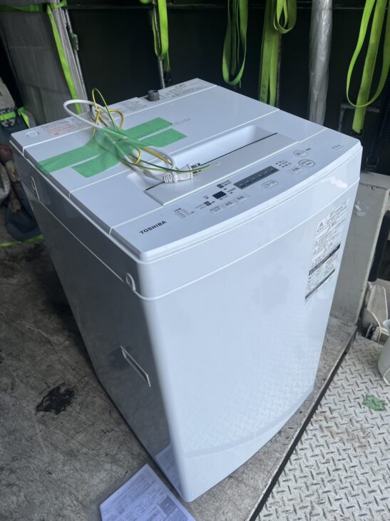 足立区伊興のお客様 エアコン（日立）、洗濯機（東芝）無料でお