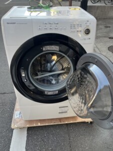 SHARP(シャープ)7.0㎏ ドラム式洗濯乾燥機 ES-S7F-WR 2021年製