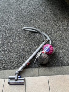 dyson(ダイソン)電気掃除機 DC63