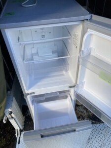 SHARP(シャープ)152L 2ドア冷蔵庫 SJ-D15G-S 2021年製