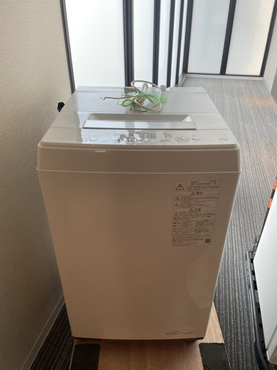 Amazon | 【新生活家電4点セット】 アイリスオーヤマ 洗濯機 5kg + 冷蔵庫 142L + オーブンレンジ 17L + 炊飯器 3合  ホワイト | アイリスオーヤマ(IRIS OHYAMA) | 洗濯機 通販