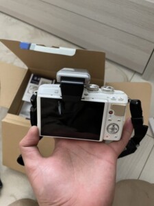 OLYMPUS(オリンパス)ミラーレス一眼カメラ E-PL7