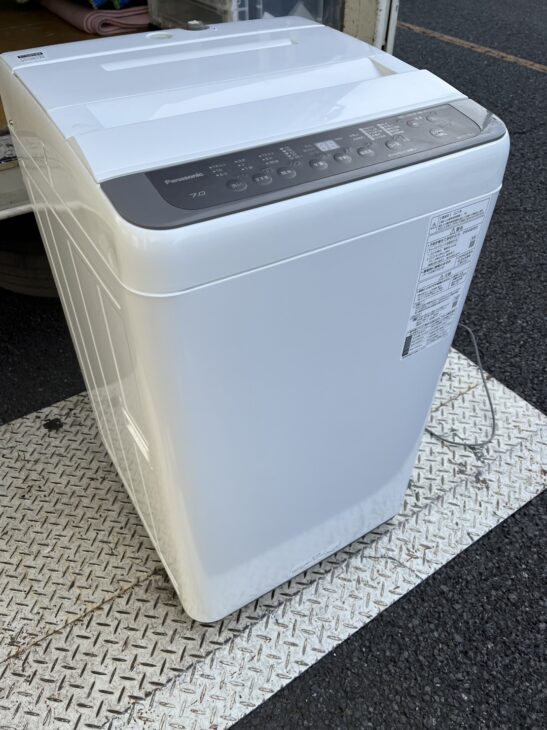 Panasonic（パナソニック）7.0㎏ 全自動電気洗濯機 NA-F70PB14 2021年製
