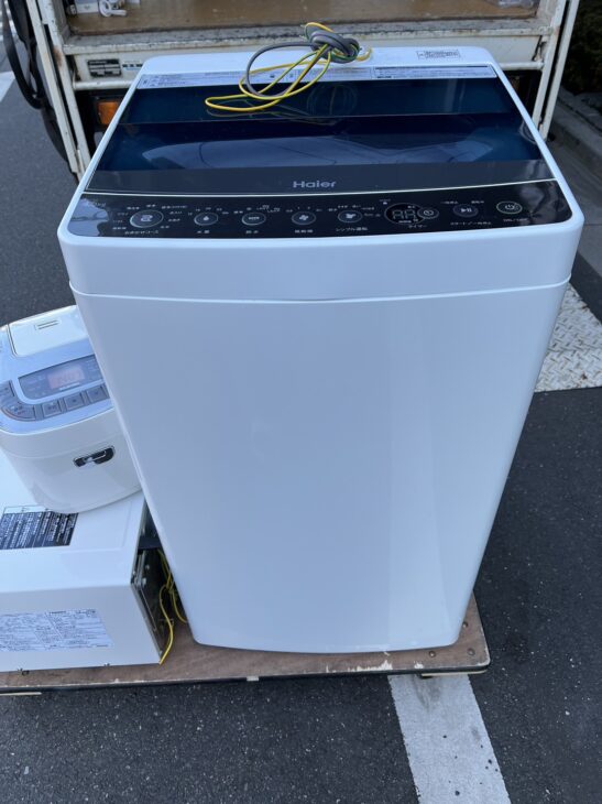 ハイアール製洗濯機 JW-C45Aやハイセンス製冷蔵庫 HR-G13A 出張買取