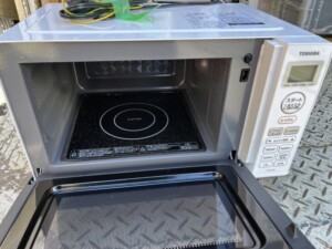 TOSHIBA(東芝)電子レンジ ER-SS17A(W) 2021年製