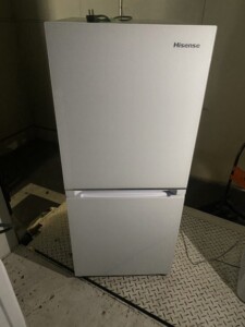 Hisense(ハイセンス)134L 2ドア冷蔵庫 HR-G13B-W 2021年製